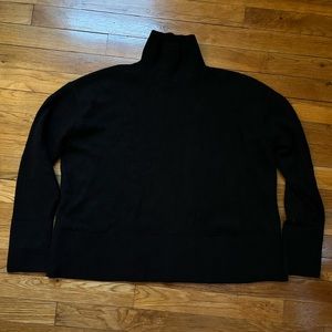 everlane square cashmere sweater size L